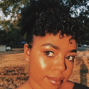 Meet your Posher, Ashanti